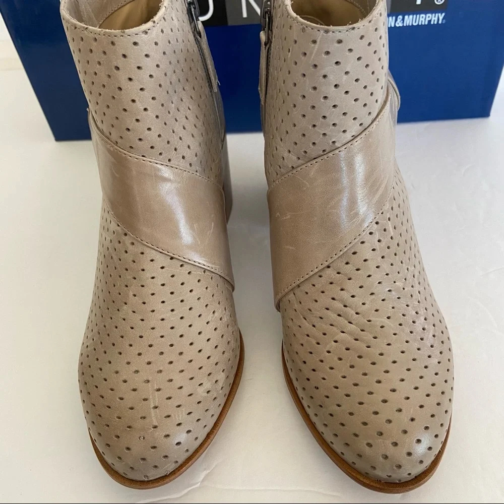 Johnston & Murphy Side Zip Stacked Heel Ankle Boots